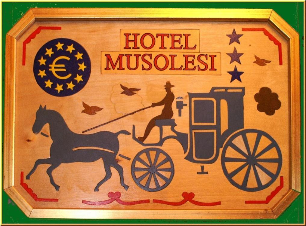 Albergo Musolesi Madonna di Fornelli ภายนอก รูปภาพ